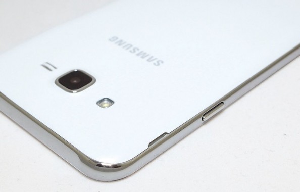Samsung Galaxy J7 Specifications
