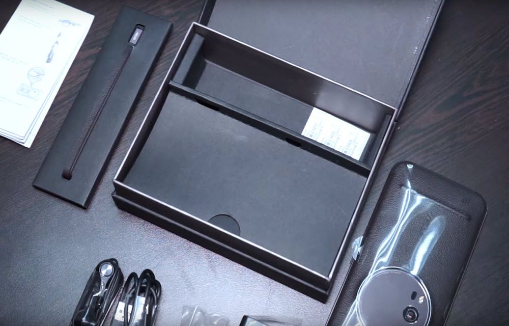 Asus Zenfone Zoom Box Contents