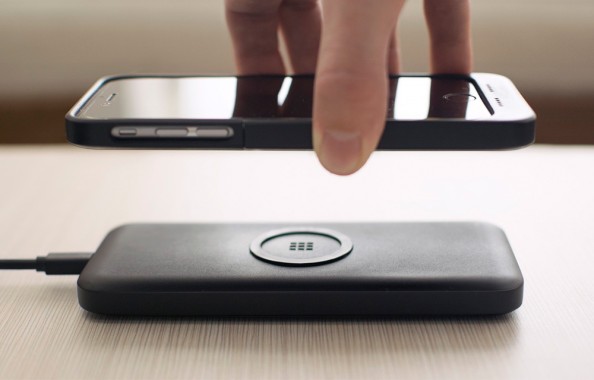 apple-working-wireless-charging-allows-charge-device-distance