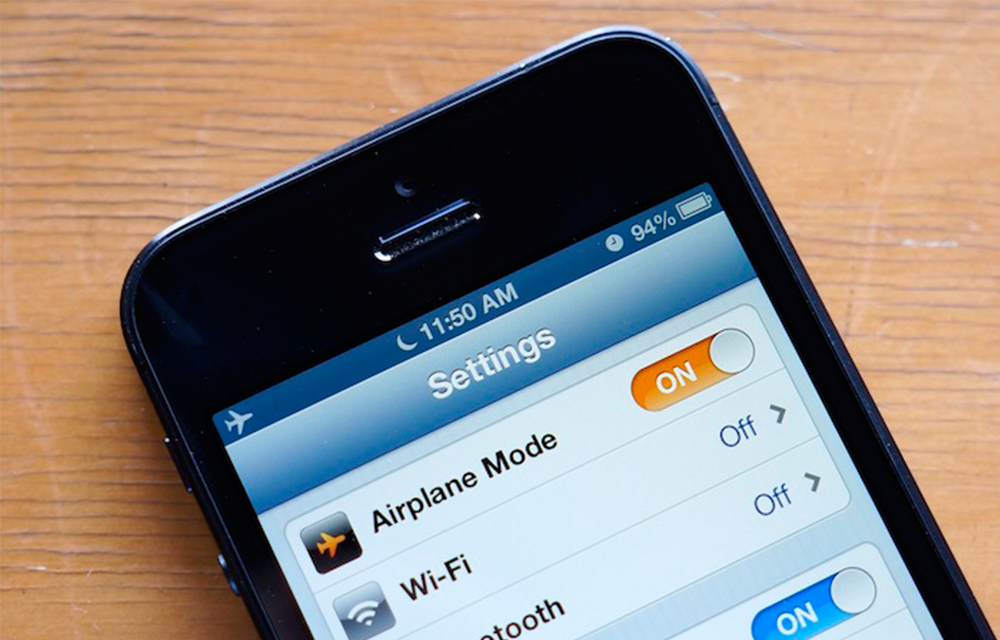 turn-on-airplane mode