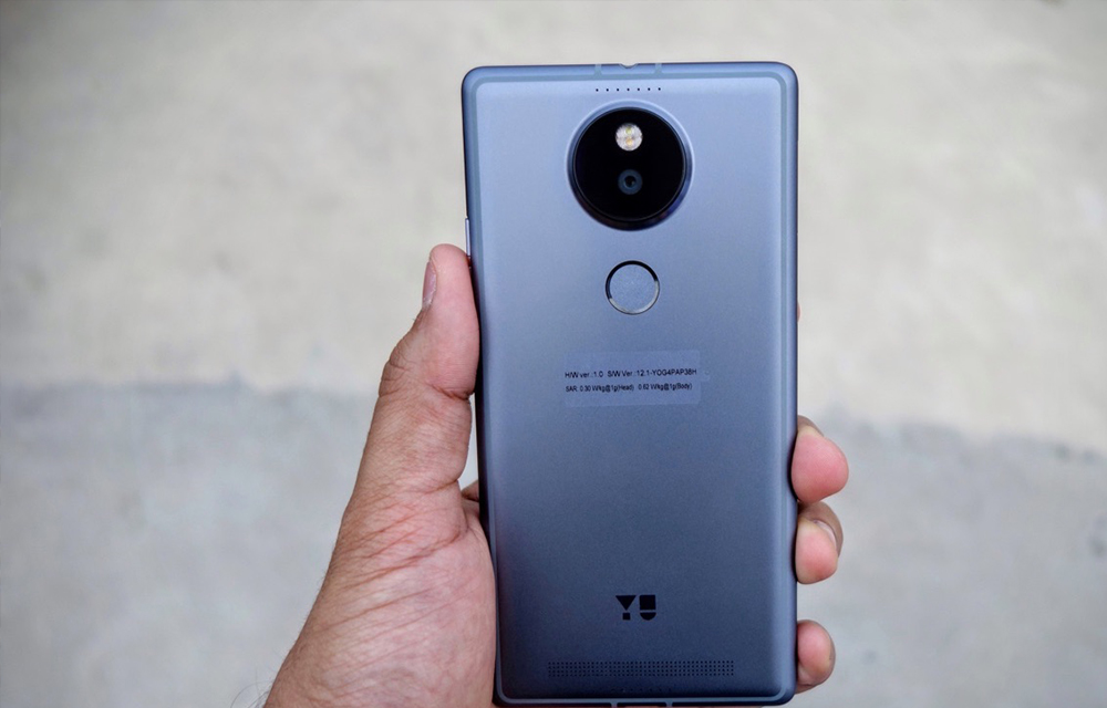 yu-yutopia-review-camera