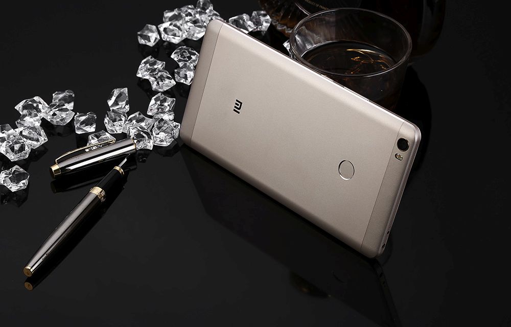Xiaomi Mi Max Build