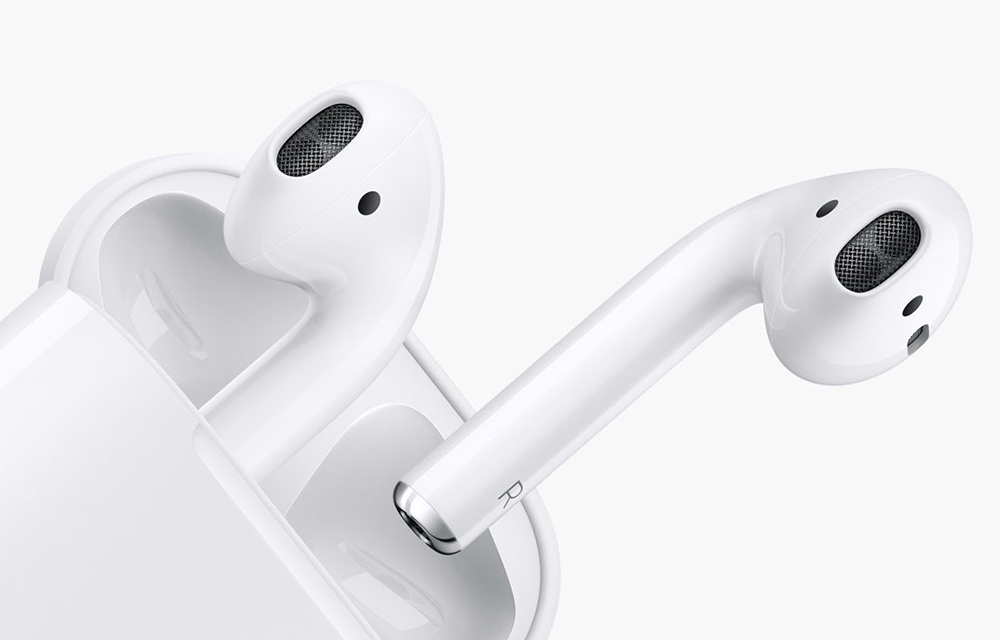 apple-delays-airpod-release