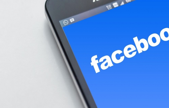 How to turn off the Microphone in Facebook