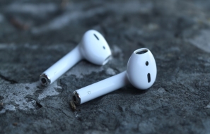 How to Check Your AirPods Battery Life on an Android Phone