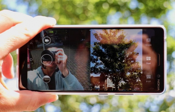 Meet Bothie, A new alternative to the Selfie