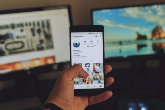 How to Download Instagram Videos on Android and iOS