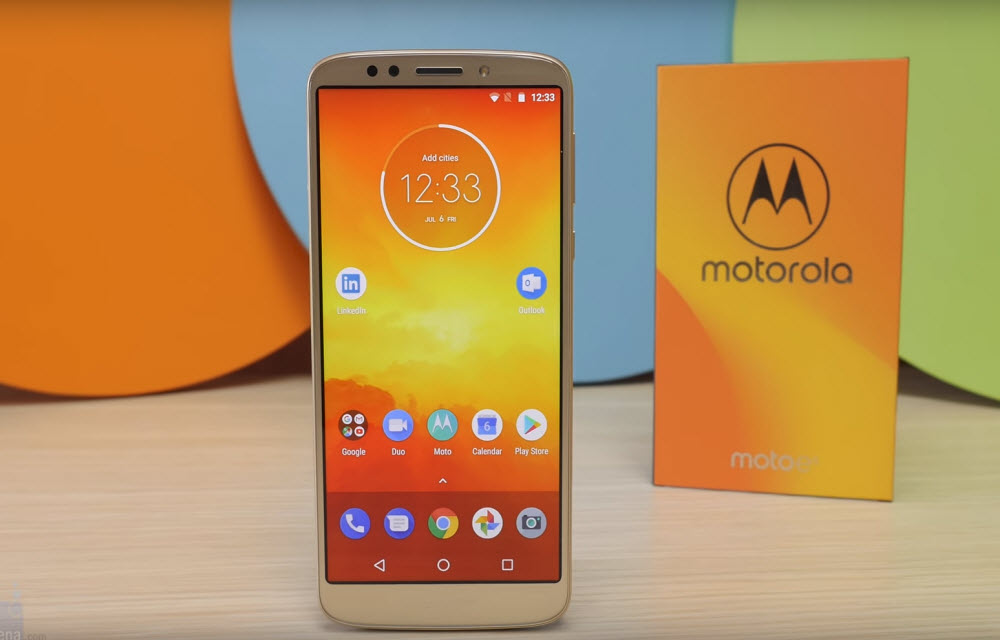 Moto E5 Review