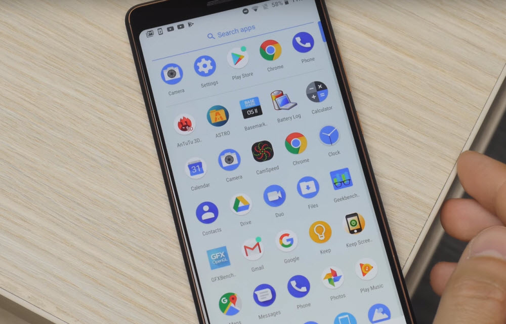 Nokia 7 Plus Display