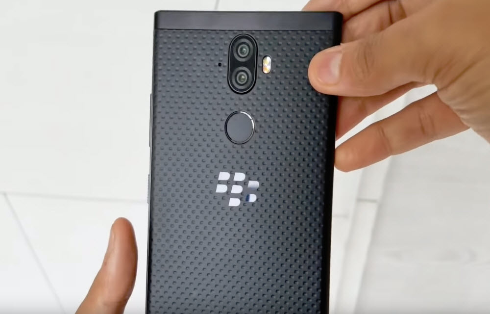 BlackBerry Evolve X Display