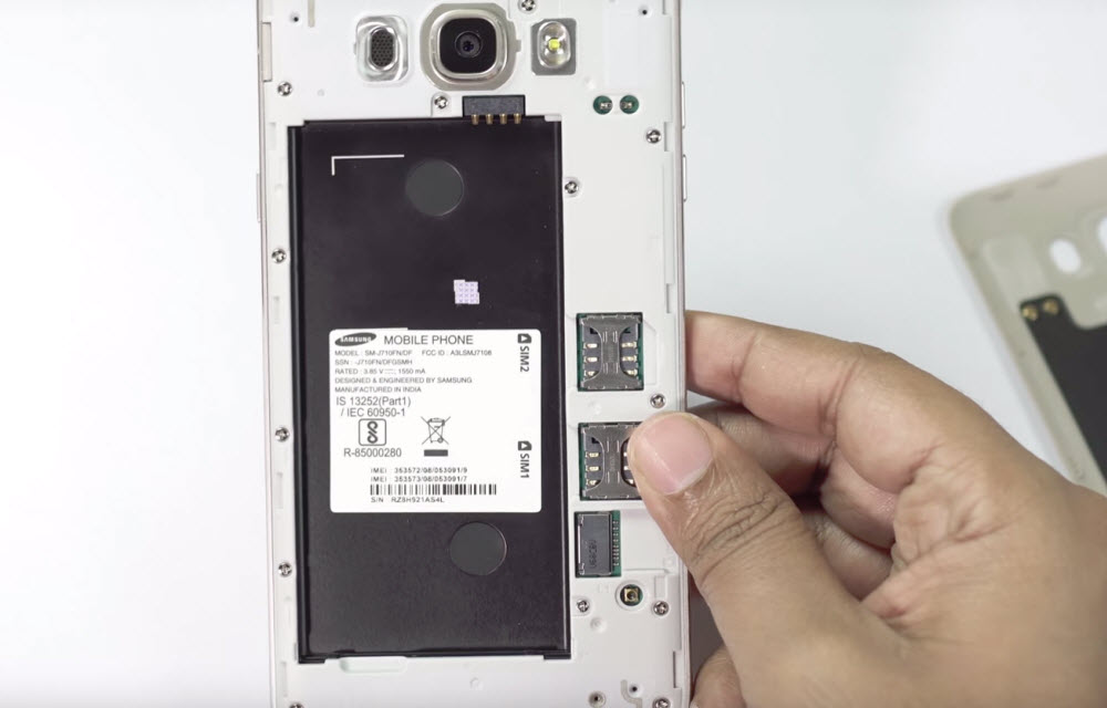 Samsung Galaxy On8 Battery