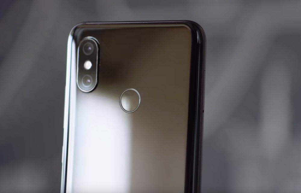 Xiaomi Mi 8 Design