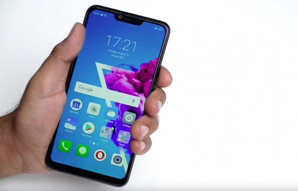 RealMe 2 Review