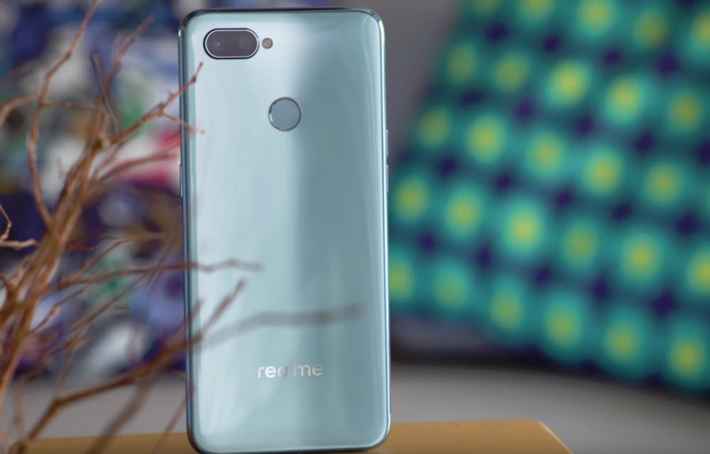 RealMe 2 Pro Design