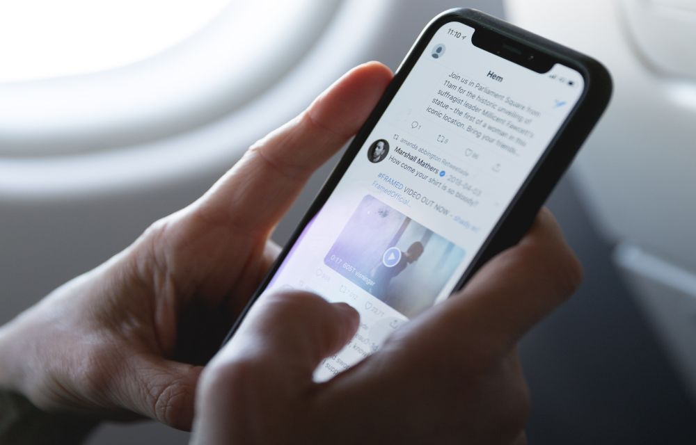 Use Twitter's new 'Data Saver' feature to save data on your Smartphone