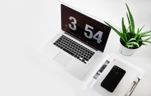 How To Set An Alarm On A Macbook