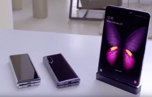 Samsung Galaxy Fold vs Huawei Mate X: Which foldable phone is better?