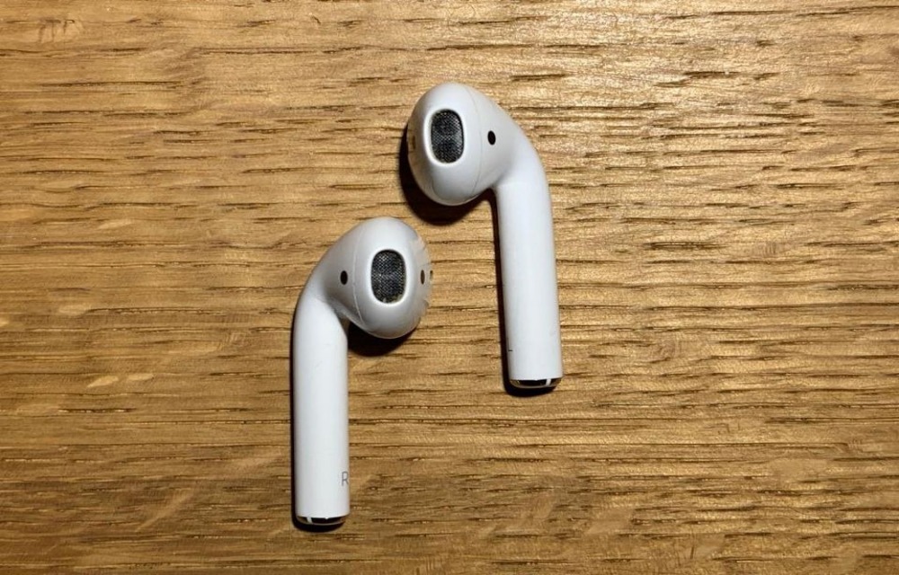 Apple AirPods