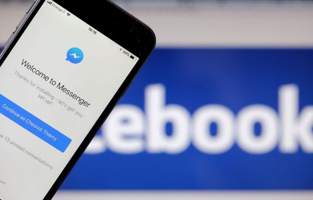 Facebook Messenger