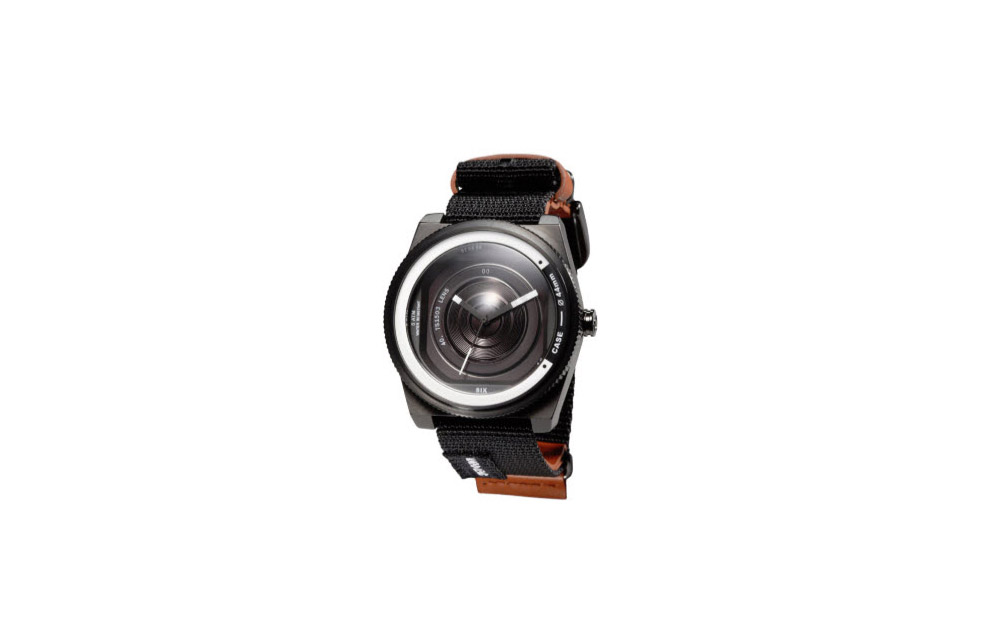 Timepiece from Tacs looks more like a camera lens than a watch