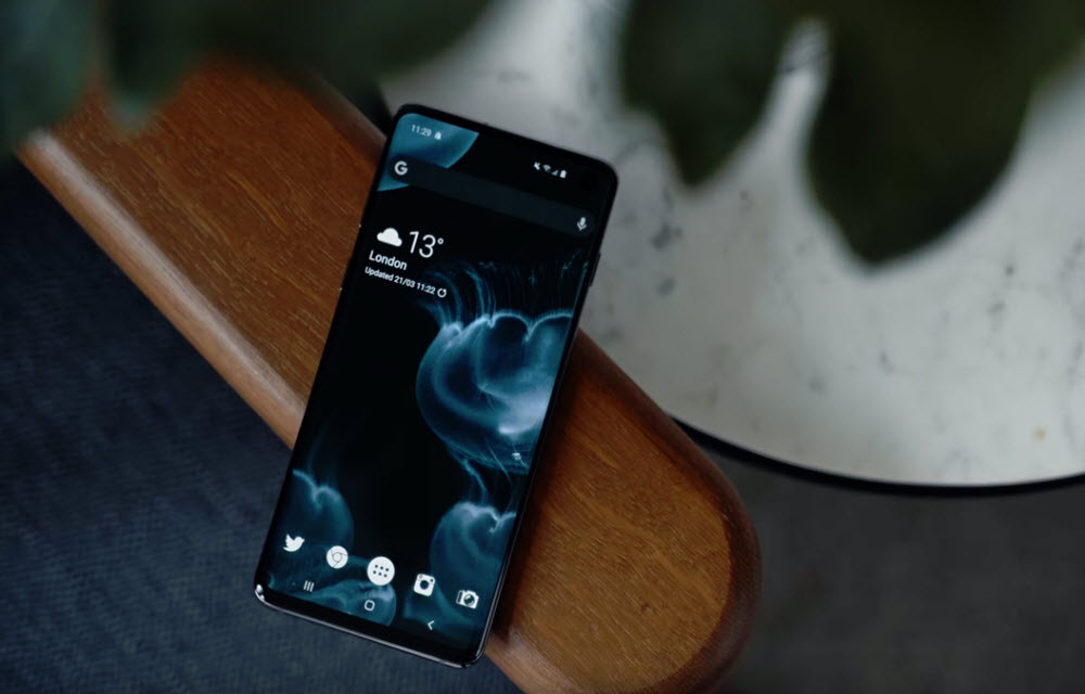 Samsung Galaxy S10 Review