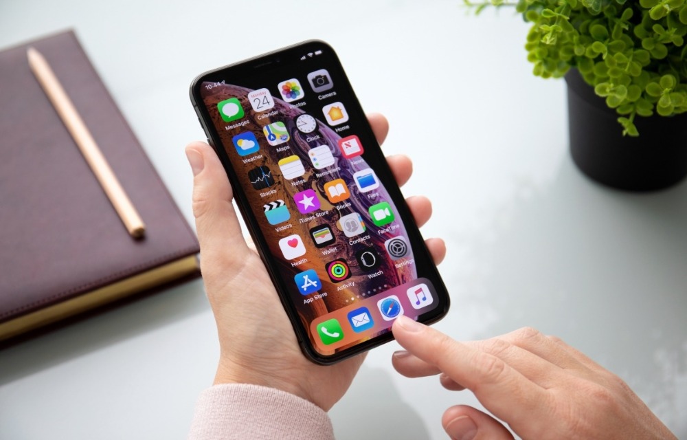 iOS 12 running on iPhone Xs Max