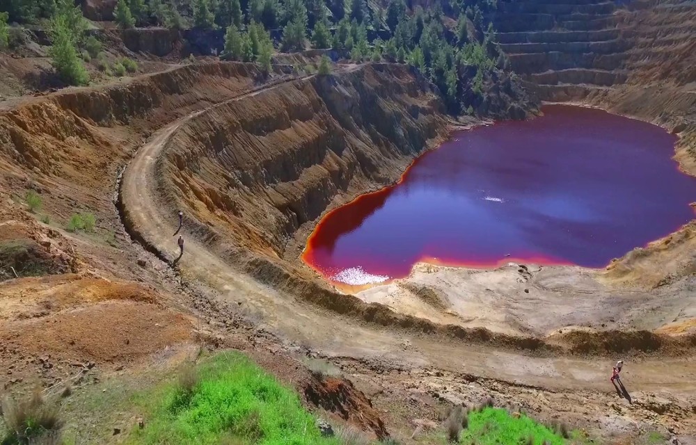 Misero Red Lake
