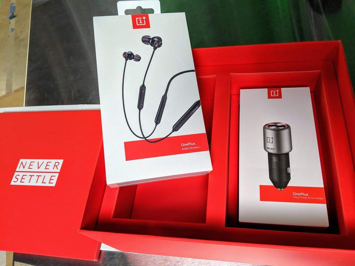OnePlus Bullets Wireless 2 and Warp Charge 30 Car Charger
