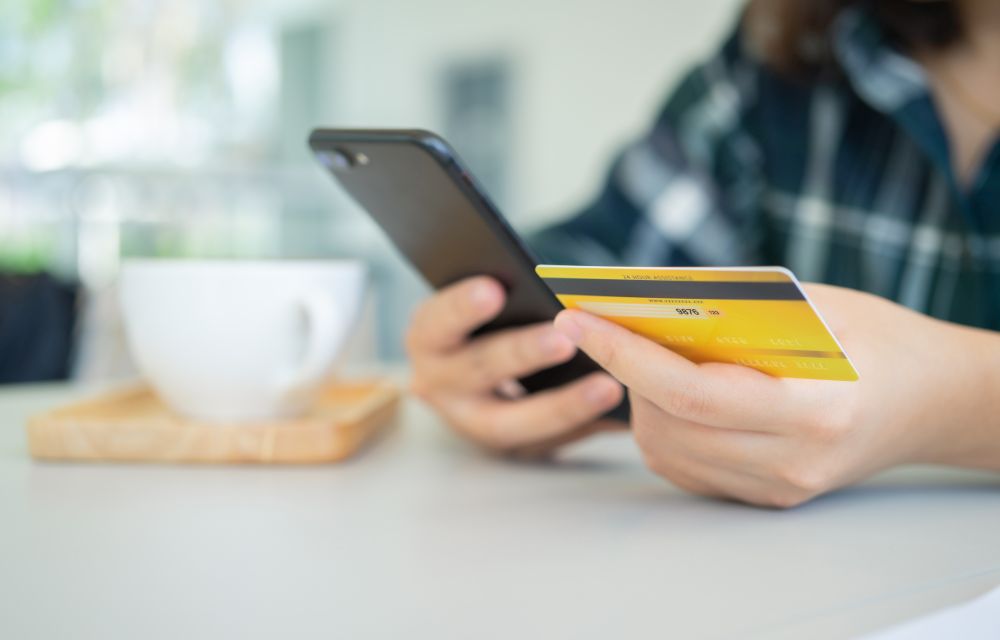 How to block suspicious contacts on Google Pay
