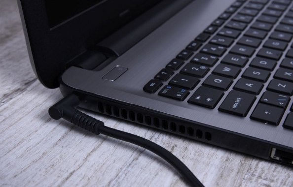 “Plugged In, Not Charging” What It Means In Laptop Batteries