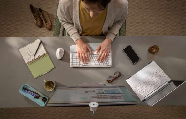 Logitech Unveils Ergonomic Wave Keys for Enhanced Workplace Comfort and Well-being