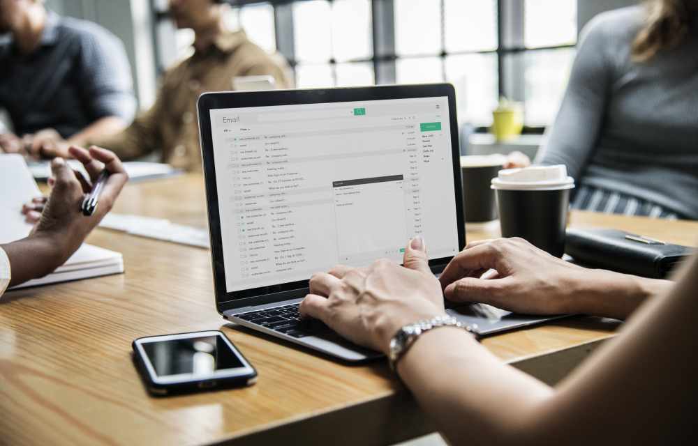 How to fix Windows Mail not downloading email messages