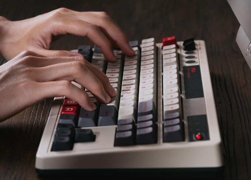 8Bitdo Typing